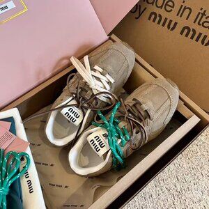 Miu Miu x New Balance 530 SL Sneakers